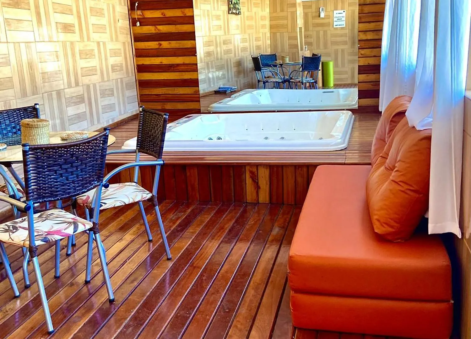Casa Com Piscina, Hidro E Uma Vista Linda Da Lagoa Imarui