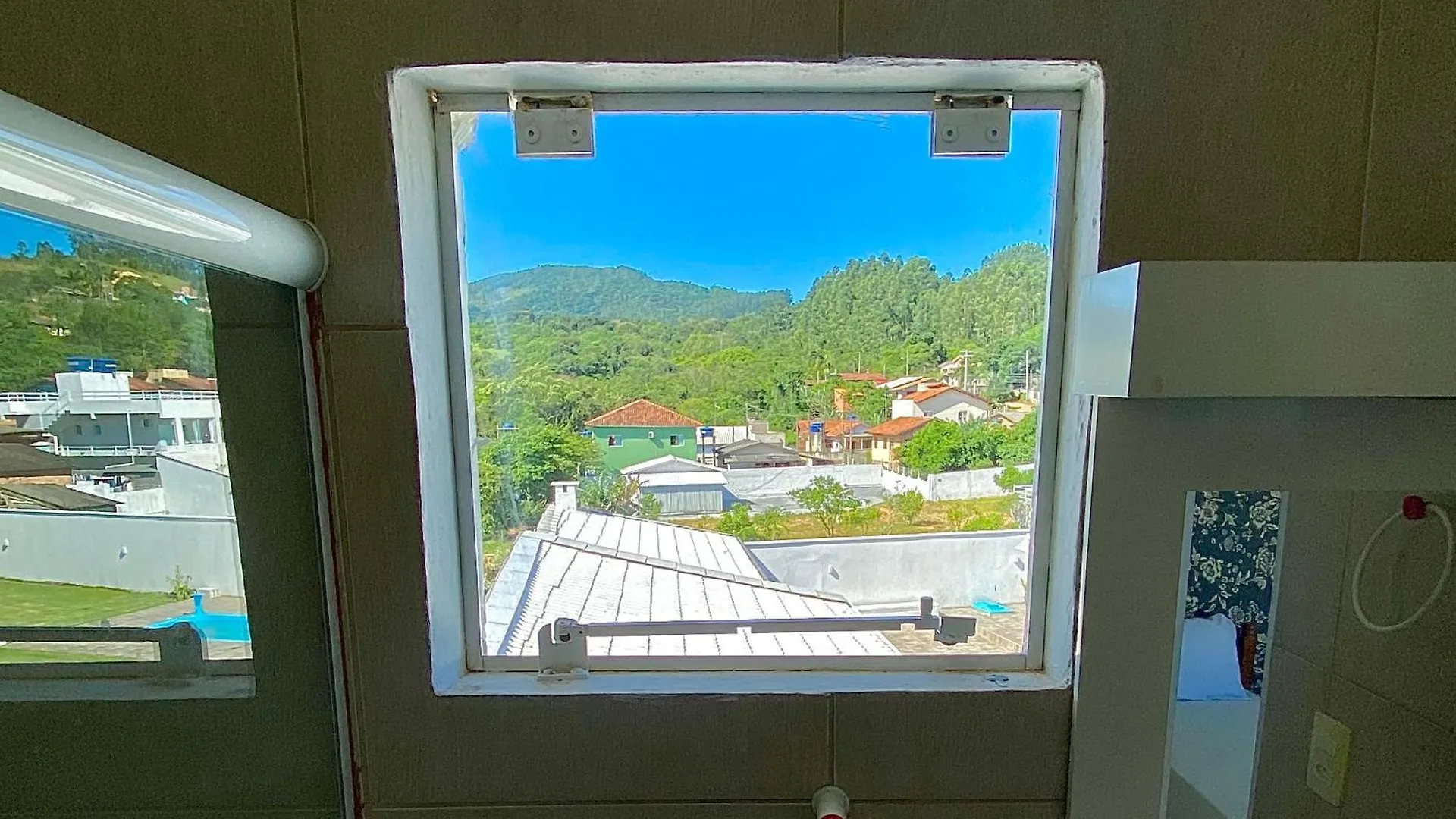Casa Com Piscina, Hidro E Uma Vista Linda Da Lagoa Imarui 0*,